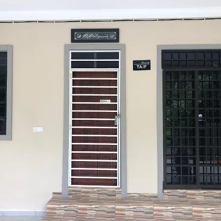 Nikmat Homestay Taif Kuala Terengganu Bagian luar foto